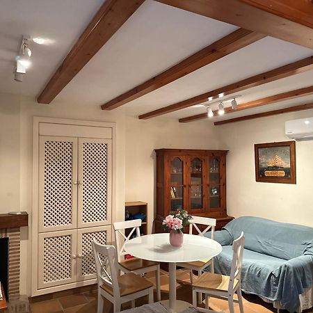 Chalet Adosado En La Playa De El Perellonet Con Piscina, Pista Tenis Valenza Esterno foto